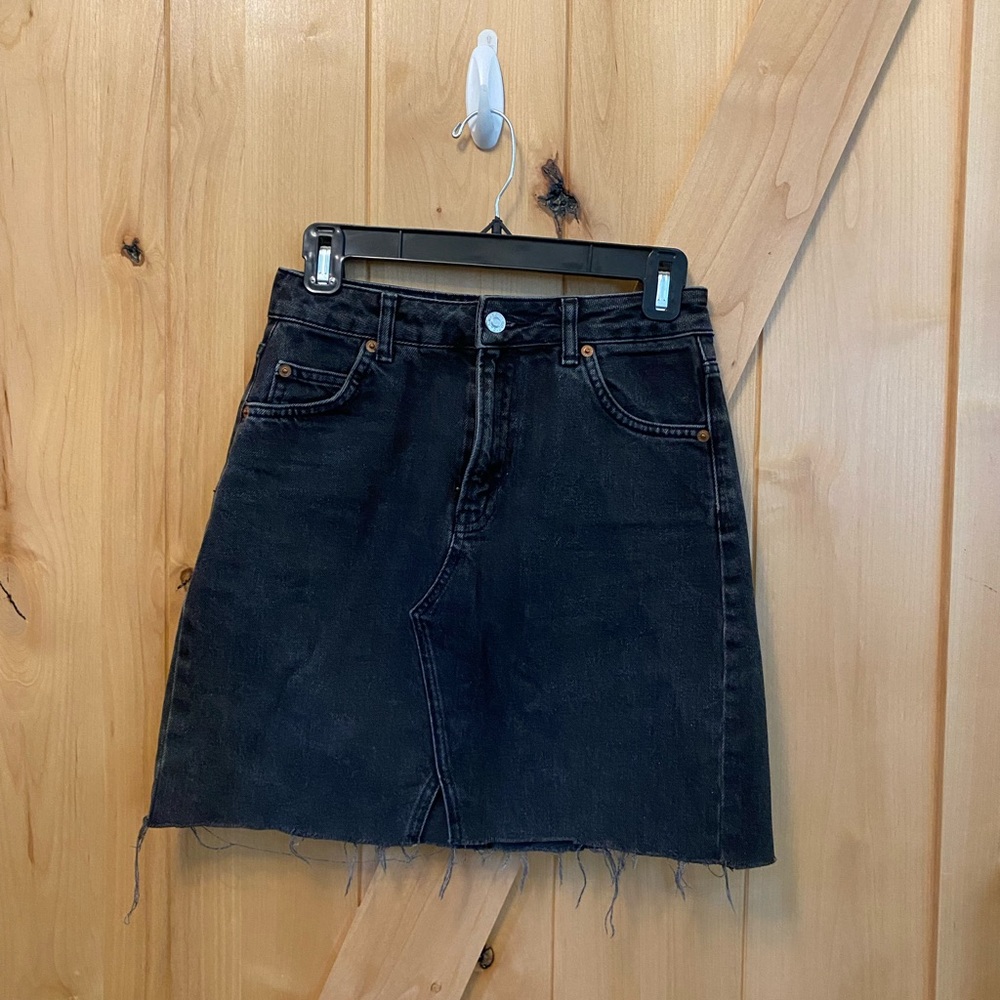 Topshop mini denim skirt. Moto skirt size 4